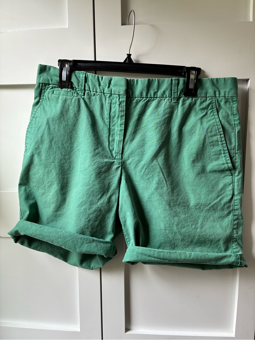 GAP Women's Green Boyfriend Roll Up Cotton Chino Khaki Shorts